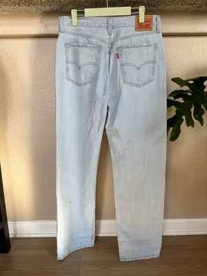 Levi's Mom Jeans thumbnail 2