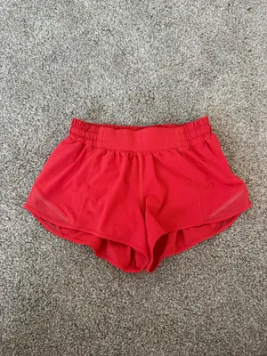 Lululemon Shorts Hotty Hot Low-Rise 2.5" Lined 6 thumbnail 2