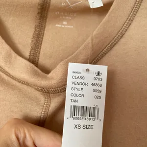 PacSun NWT Raw Hem Lined Seamed Crop Top Short Sleeve T-Shirt thumbnail 5