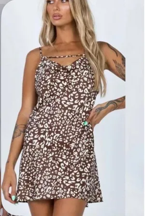 Princess Polly Brown And Cream Speckled Print Wedding Guest Dress thumbnail 3