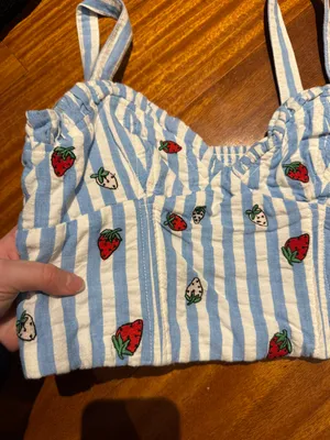 Reformation Anthropologie Maeve Strawberry Top thumbnail 3