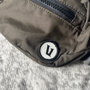 Vuori Hip Pack thumbnail 3