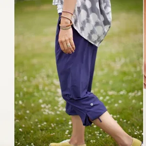 Lululemon Om Pants Purple High Rise Yoga‎ Joggers Adjustable Hem Size 6 thumbnail 5