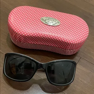 Phoebe Couture Black Sunglasses with Pink Polka Dot Case thumbnail 1