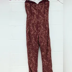 Rtr sz0 Katie May Venus Jumpsuit red wine lace gold shimmer metallic skinny 1 PC thumbnail 6