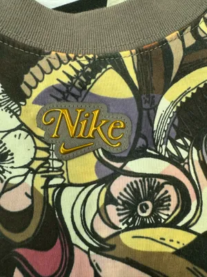Nike Abstract Floral Athletic Crop Top Size Medium thumbnail 3