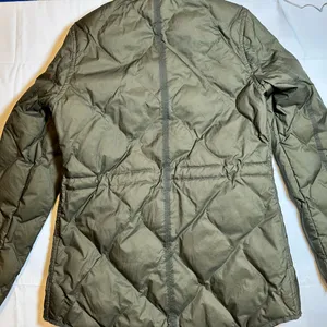 THE NORTH FACE Olive Quilted Down Jacket thumbnail 10