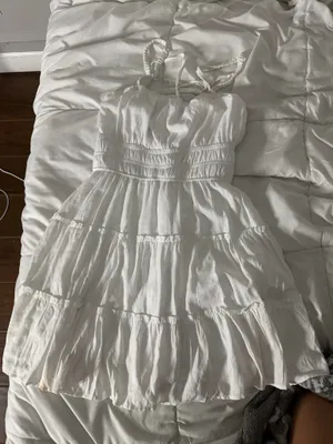 white dress thumbnail 1