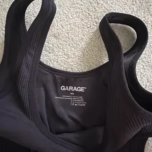 Garage Cut-Out Top thumbnail 3