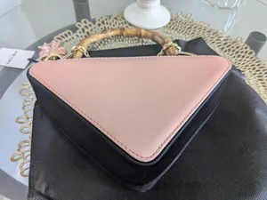 Prada thumbnail 4
