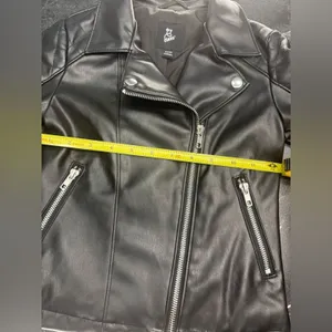 Art Class Black Cropped Moto Jacket Women’s Small Biker Streetwear Coat thumbnail 5