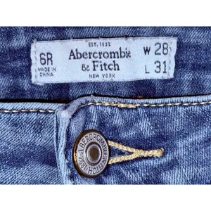 Abercrombie & Fitch Blue Denim High Rise Skinny Straight Leg Jeans Women W28 L31 thumbnail 3