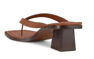 FRAME Le Carbon Leather Thong Sandals - Tobacco size 7 $375 boho classic spring thumbnail 2