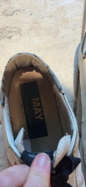 Golden Goose thumbnail 5