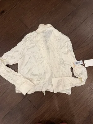 Wilfred Cream Tie-Front Button Down Shirt Size Medium NWT - C54-112 thumbnail 8