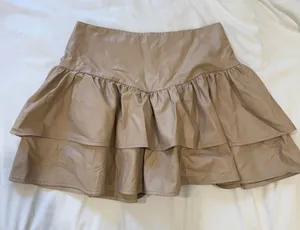 The Clothing Exchange Collection Leather skirt thumbnail 1