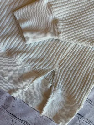 American Eagle Top Womens Large Thermal Oversized White V-neck Waffle Knit Shirt thumbnail 4