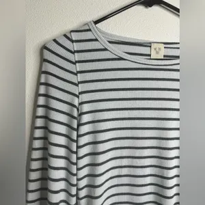 Free People Gray and Black Bell sleeves Top thumbnail 5
