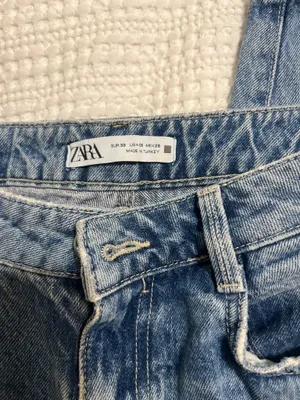 ZARA Distressed Jeans thumbnail 2