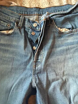 Levi’s Jeans 501 Button Fly Straight Leg thumbnail 3