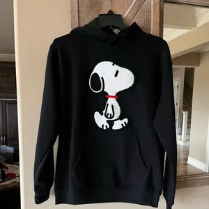 Snoopy Sweatshirt Black Cotton Hoodie Pullover Crochet Patch Womens Medium thumbnail 4