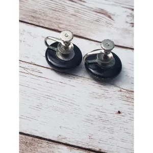 Vintage Screw On Earrings - Black Just Over 5/8" thumbnail 4