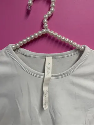 Lululemon ruched side tee size 2 thumbnail 2