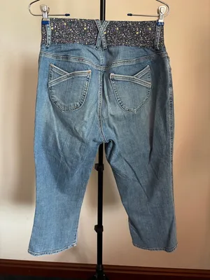 Old Navy Light Blue Cropped Jeans with Floral Stretch Waistband thumbnail 3
