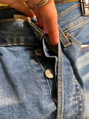 Levi's Size 28 thumbnail 6