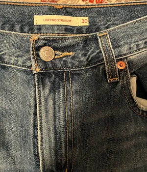 Levi’s Low Pro Straight Jeans thumbnail 2