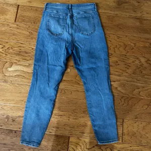 Banana Republic Curvy High Rise Skinny Jeans Women’s 31/12 Medium Wash Denim thumbnail 3