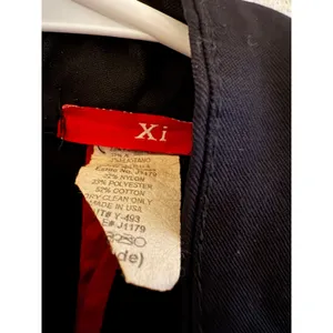 Xi Womens‎ Black Cropped Blazer Jacket Two Button Made in USA J1179 L thumbnail 3