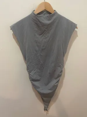 Abercrombie & Fitch Gray Modal Blend Mock Neck‎ Padded Shoulder Bodysuit Medium thumbnail 1