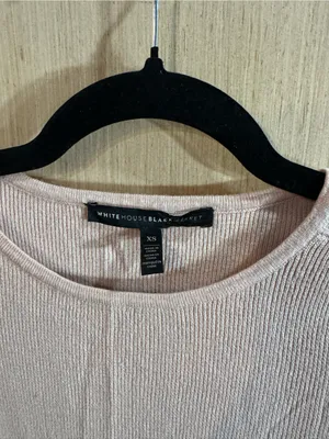 Women’s White House Black Market Blush Ruffle-Cuff Long Sleeve Sweater Size XS thumbnail 2