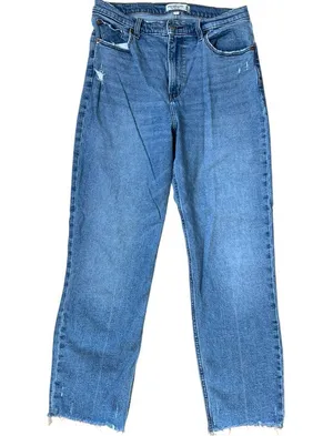 Abercrombie and Fitch Ankle Straight Ultra High Rise, distressed raw hem thumbnail 5