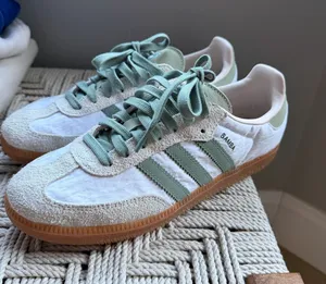 Adidas Samba Women’s 7 thumbnail 1
