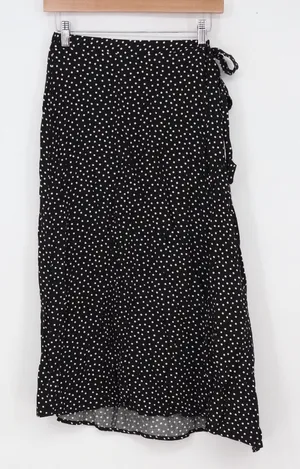 Urban Romantics Skirt Womens M Wrap Black Polka Dot Asymmetrical Excellent thumbnail 1