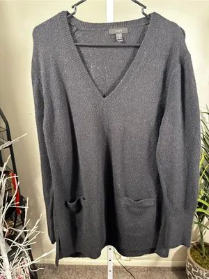 S52. J.Crew Black Merino Wool and Alpaca blend V-Neck Pocket Sweater thumbnail 1
