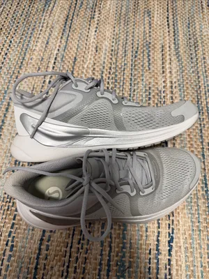 Lululemon Gray/silver tennis shoes thumbnail 5