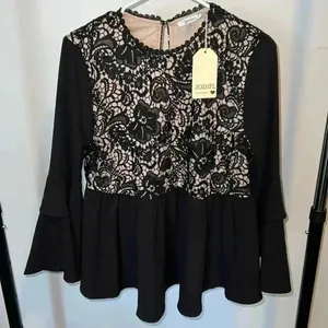 Jodifl Jessie Lace Top NWT Size S 080126 thumbnail 1
