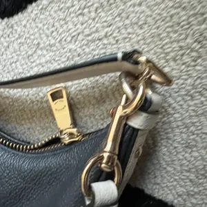 Coach Harley East West Hobo Navy Blue Ivory Leather Shoulder & Crossbody Bag thumbnail 9