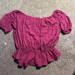 Free People Magenta Pink Off‎ The Shoulder Peplum Blouse Smocked Textured Top M thumbnail 4