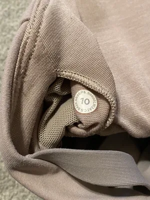 Lululemon Free To Be Moved Bra Size 10 A/B Cup Powdered Mauve Dark thumbnail 4