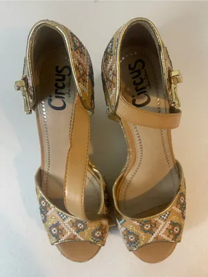 Circus by Sam Edelman Tan Multicolor Embroidered Espadrille Wedges thumbnail 2