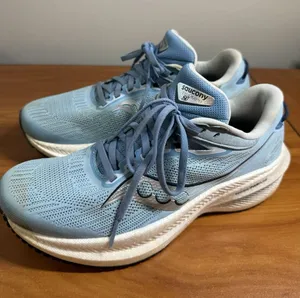 Saucony Triumph 21 Women's Road Running Shoes Size 9 Blue/White Lace Up thumbnail 1