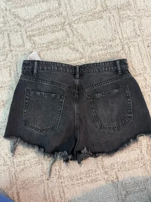 Jeans shorts thumbnail 2