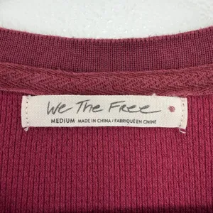 We The Free Top Womens Medium Burgundy Thermal V-Neck Floral Sleeve Long Sleeve thumbnail 4