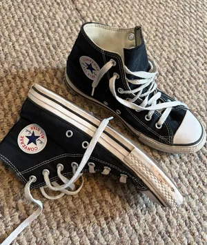Black Converse High-Top thumbnail 1