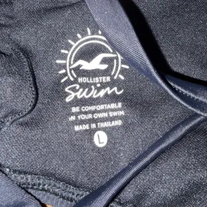 Hollister Swim Black Smocked Bandeau Bikini Top‎ Strappy Lace Up Back Large thumbnail 5