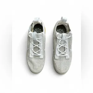 Nike Air Vapormax 2021 Flyknit Phantom-Metallic Sneakers thumbnail 2
